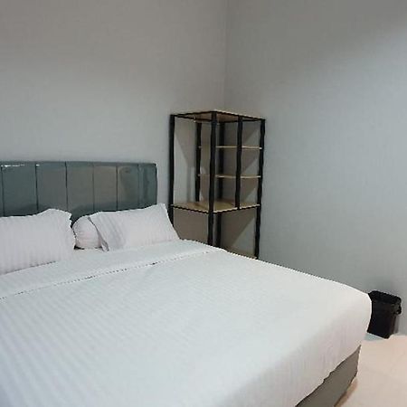 Reddoorz Plus Near Siloam Hospital Balikpapan Eksteriør bilde