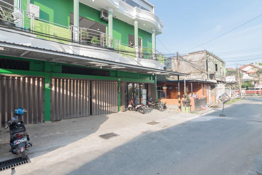 Reddoorz Plus Near Siloam Hospital Balikpapan Eksteriør bilde